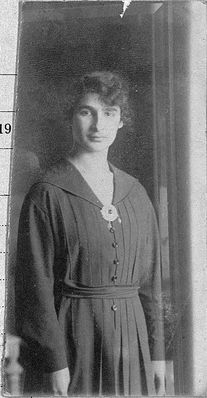 Braschinsky (Gens) Liebe (Ljuba) (1895-1941 [img]http://muuseum.jewish.ee/md.gif[/img])
Keywords: [medics]