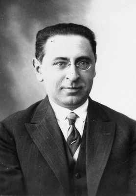 Dobruschkes Esra (1887-1958)
Keywords: [D]