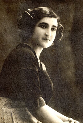 Dvosja Schuman (Schor) (1890-1982)
