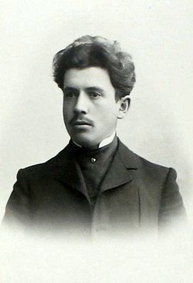 Amitan Abram Isai (1882-1941 [img]http://muuseum.jewish.ee/md.gif[/img])). Picture from ~1904
Keywords: [medics]