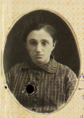 Ettel Aronovitsch (Koziel) (1894-1941  [img]http://muuseum.jewish.ee/md.gif[/img])
