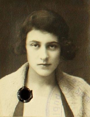 Rachel Hasan (Bass) (1908-1984)
Keywords: [H]