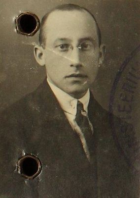 Esra Goldberg (1900-1941 [img]http://muuseum.jewish.ee/md.gif[/img])
