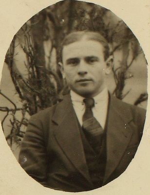 Salomon Golomb (1894-?)
