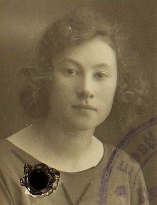 Zipa Manoim (Hasak) (1905-?)
