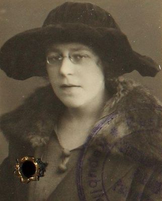 Dora Herzberg (1895-?)
