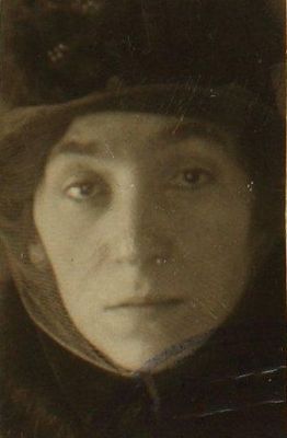 Hiene Golde Goldov (Hirschkovitsch) (1882-?)
Keywords: [H]