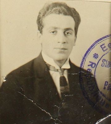 Bernhard Hoff (1900-?)
