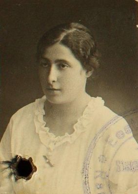 Sara Margolius (Ratut) (1900-1941 [img]http://muuseum.jewish.ee/md.gif[/img]) 
