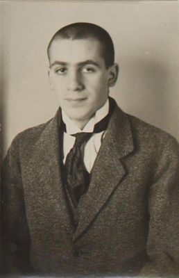 Hoff Bernard (1900-?)
