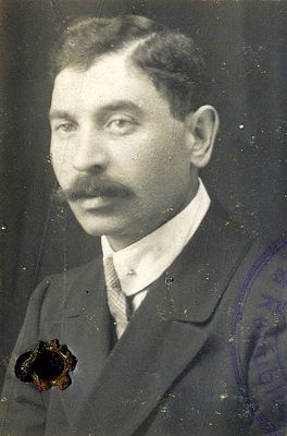 Adolf (Abe) Donde (1889 - 1941 [img]http://muuseum.jewish.ee/md.gif[/img])
Kuressaare
