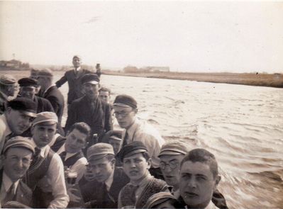 Hasmonei on Emajõgi (in Tartu)
