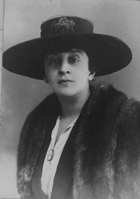 Goldmann (Kirschbaum) Gitta (1885-1939)
my grandmother M.R.
