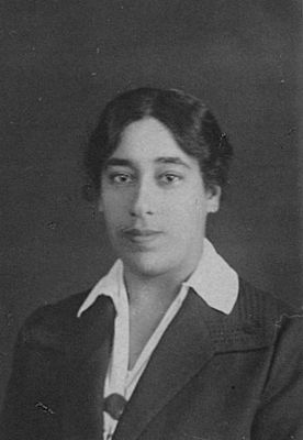 Harary (Blumberg, nee Oisermann) Pesja (Pasha) (1885-1982)
