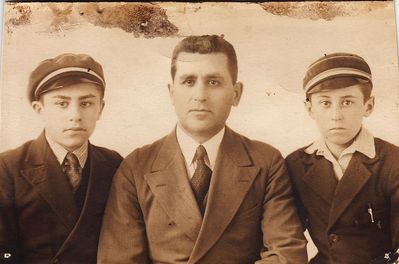 David, Asriel and Vigdor Fainmann
