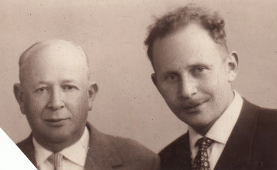 Moses (Mischa) Kaplan (1902-1965) with son Jakob Kaplan (b. 1927)
At father's 60th birthday
