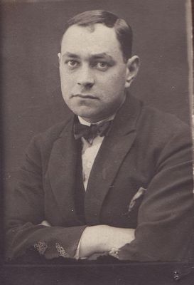 Zusman Pakkin
