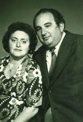 Ljuba Lutrin (Nechamtschin) (1941-1998?), Herz Lutrin (1931-1996)
Keywords: [N]