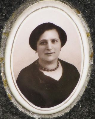 Itta Lerman (Strasch) (1898-1962)
