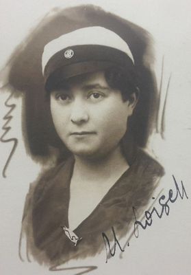 Maria (Mery) Rapoport (Loisch) (1909-?)
Keywords: [R]