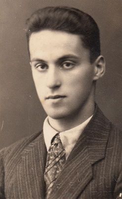 Aleksander Mendelev (1913-1944)
