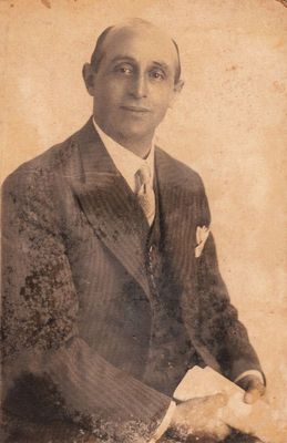 Leib Ginizisky (1879-1953). Provisor.
