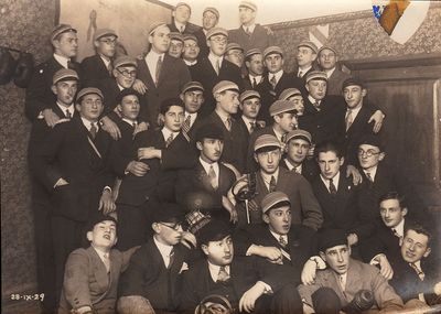 1929-9-28
Sasha Gini's acceptance to Hashmonaea.
