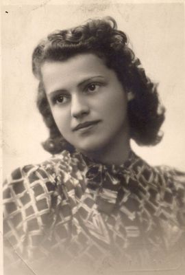 Mia (Miriam) Kolomoitsev (1922-1979)
