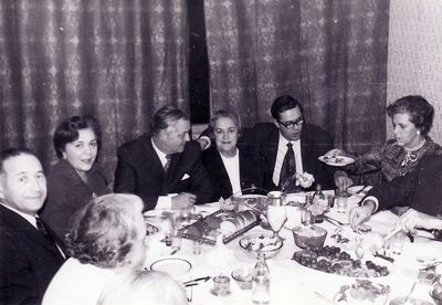 Farewell to Rybak's. 1972, Tallinn
Left to right: Hirsch Geruchmanov, Dora Geruchmanov (Rybak), Samuil Rybak, Ruth Rybak (Goldmann), Mark Rybak, Paula Pakkin (Josselov). With a back - Sonja Serman (Lopavok)
