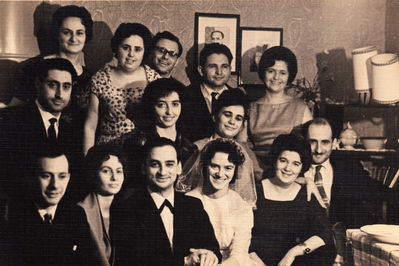 Nasalevitsch wedding. 1963.
Left to right.
Top: Abira Olivson (Bachmat), Alla Gibes, Jascha Brenner, Josif Dorfman, Ita Bassel (Poljatskin)
Middle row: Solomon Olivson, Beja Katselkovitsch ( ), Sima Pesin
Bottom: Rene Katselkovitsch, Sima Mihailovski, Osja Nasalevitsch, Leja Nasalevitsch (Serman), Lia Ulanovski (Rogovski), Tolja Bassel
