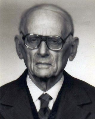 Gasman Naum (1910-2010)

