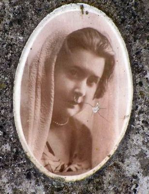 Faina Ratner (?-1955)
