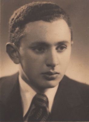 Benno Heimann (1915-WWII)
died in the Leningrad Hospital at WWII time (J. Kaplan)
