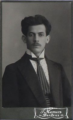 Beltschikov Schmuel  (1885-1939)
Provisor
Keywords: [medics]