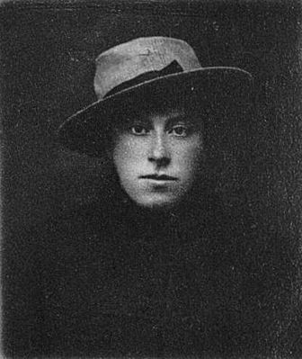 Schotz Hesse (1889-?)
