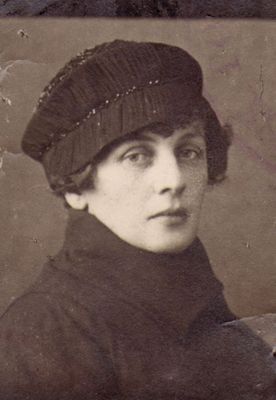Taube (Tatjana) Schulklepper (Kljatschko) - 24.9.1924, Tallinn

