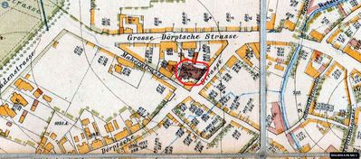 Area of the Great synagogue on the 1885 plan. Enlarged.
The synagogue is colored with dark brown,  in the center of the plan
