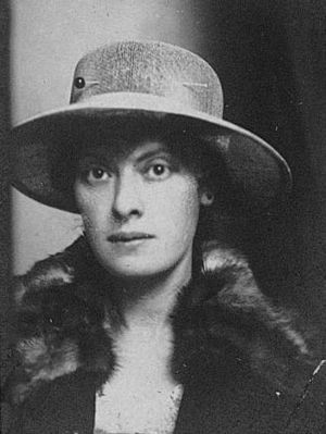 Teischev Anna (1889-194x [img]http://muuseum.jewish.ee/md.gif[/img])
Keywords: [medics]