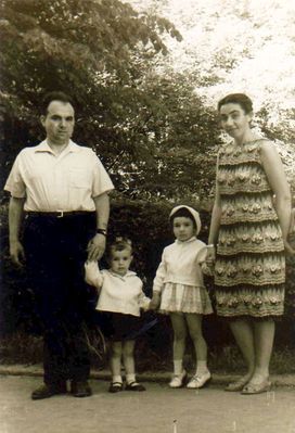 Heltzers in 1963
Michael Heltzer, Arie (Ljeva) Heltzer, Ida Roubini (Heltzer), Shoshana Heltzer (Feingerberg)
